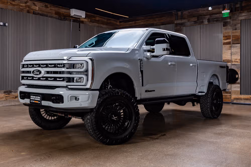 2026 Ford F-250 Super Duty Lariat Crew Cab Image 5