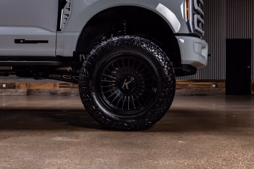 2026 Ford F-250 Super Duty Lariat Crew Cab Image 12
