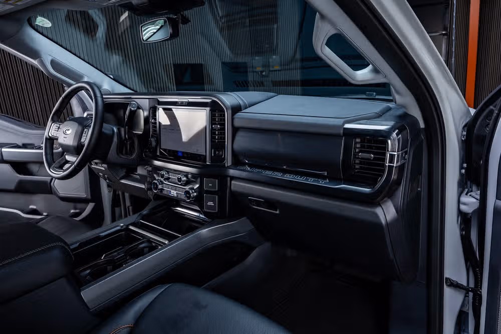 2026 Ford F-250 Super Duty Lariat Crew Cab Image 18