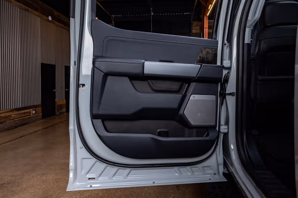 2026 Ford F-250 Super Duty Lariat Crew Cab Image 40