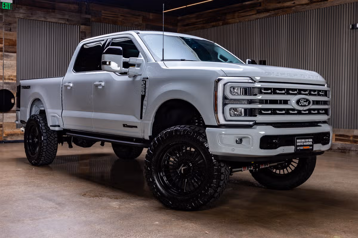 2026 Ford F-250 Super Duty Lariat Crew Cab