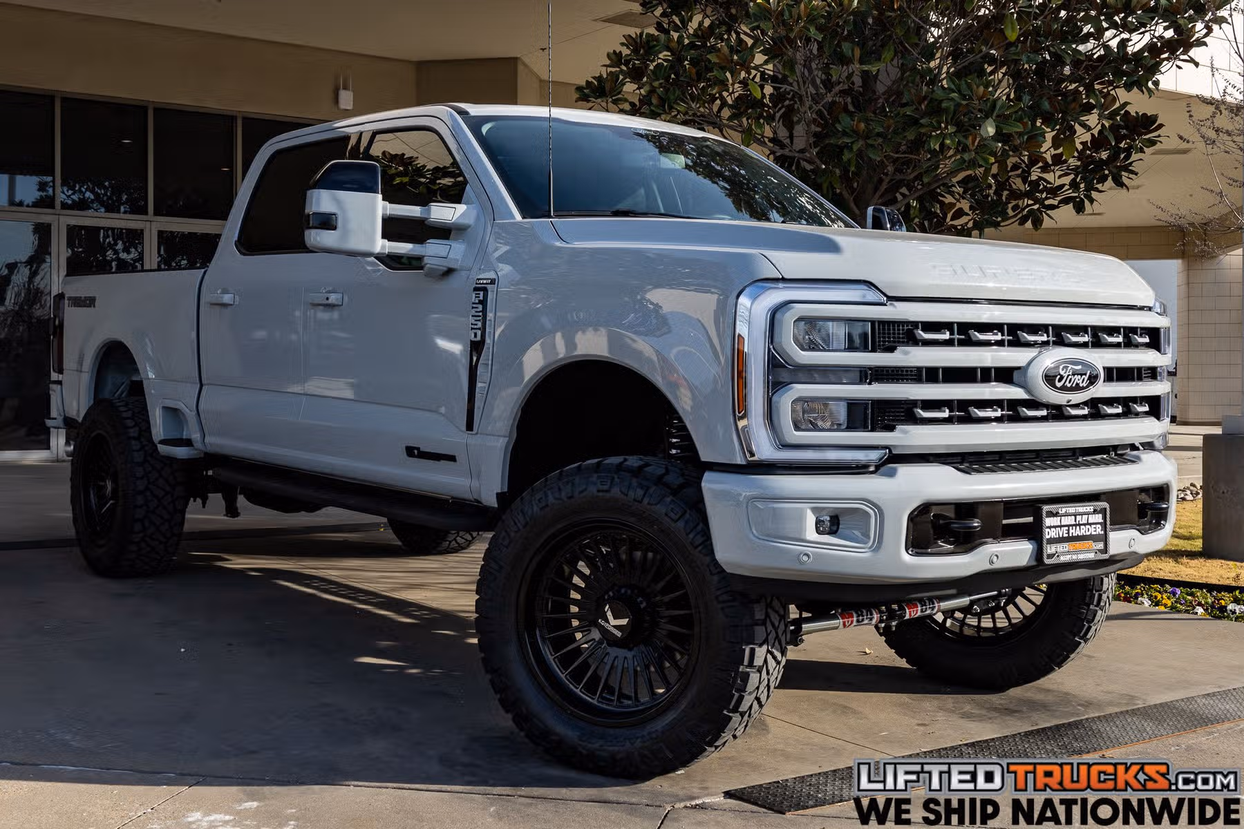 2026 Ford F-250 Super Duty Lariat Crew Cab Image 1