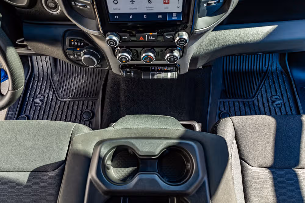 2025 Ram 1500 Warlock Crew Cab Image 28