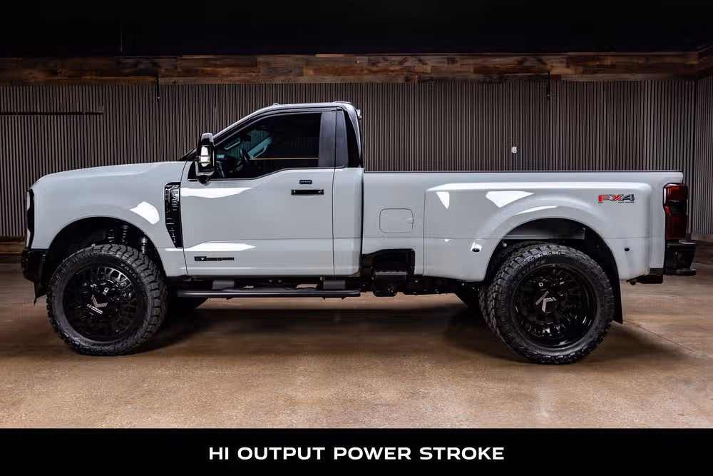 2026 Ford F-350 Super Duty XLT Regular Cab Image 6