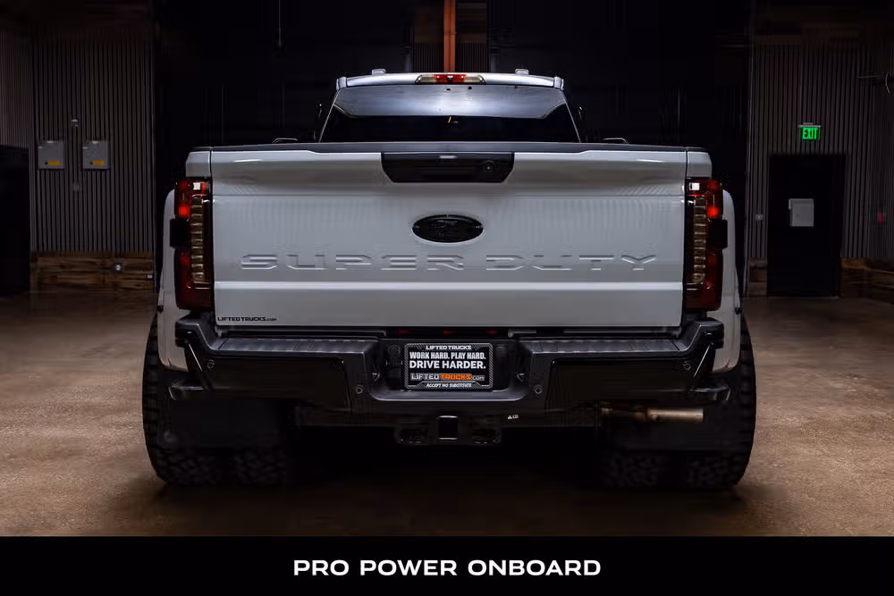 2026 Ford F-350 Super Duty XLT Regular Cab Image 8