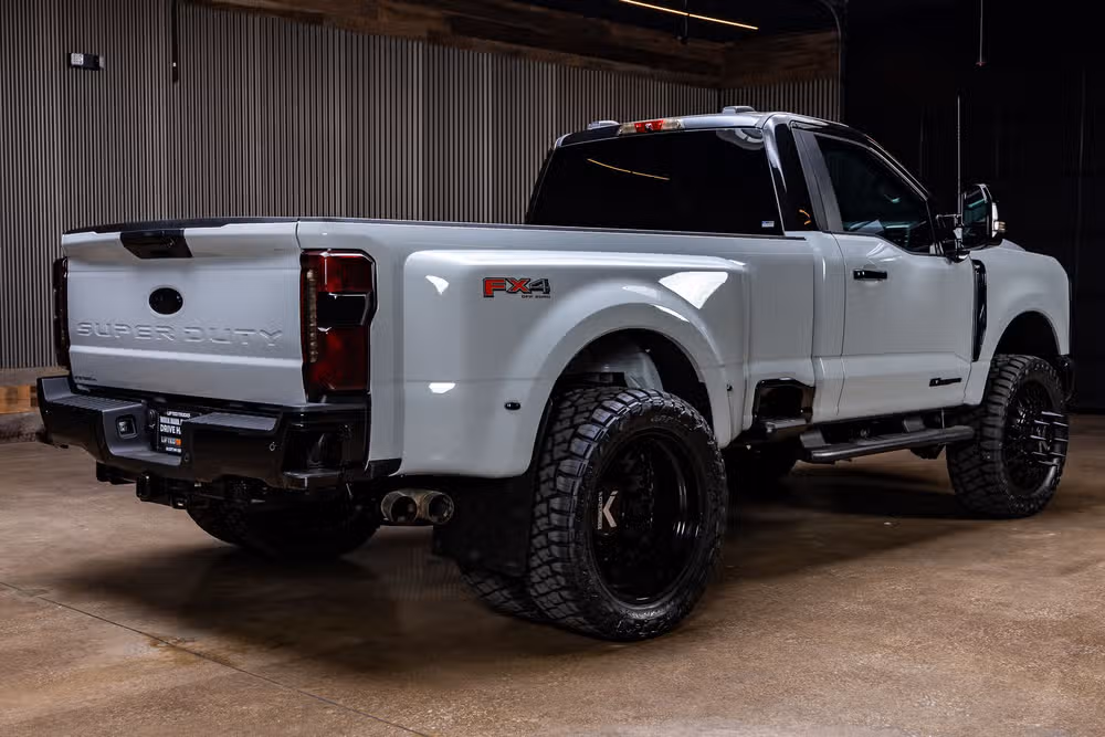 2026 Ford F-350 Super Duty XLT Regular Cab Image 10