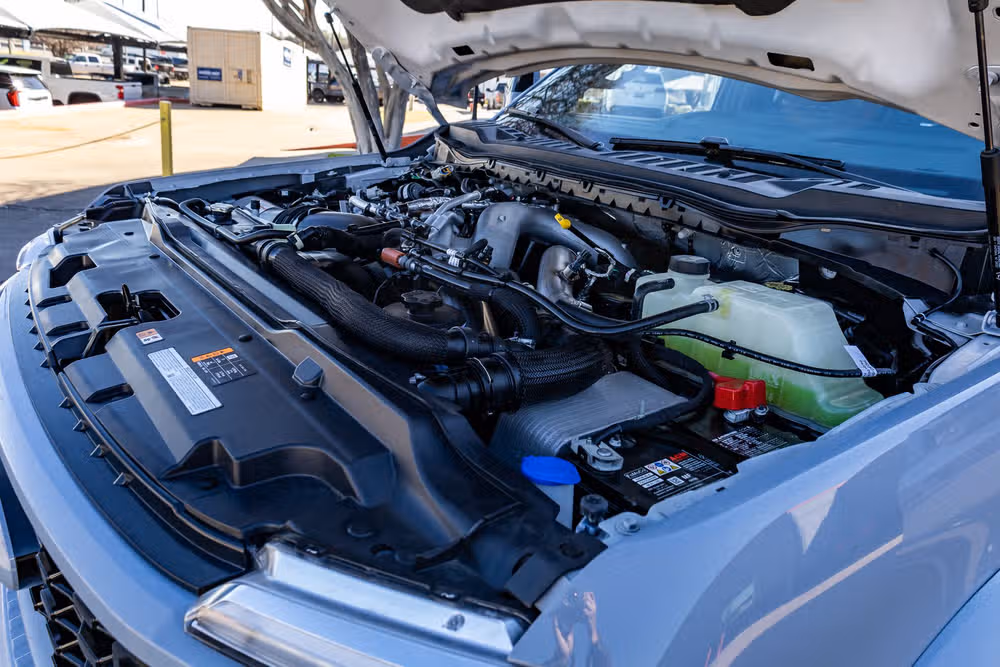 2025 Ford F-450 Super Duty Platinum Crew Cab Image 38