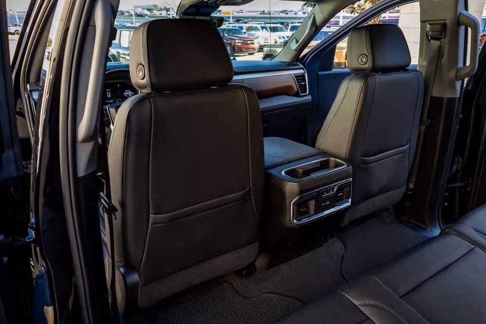 2024 GMC Sierra 1500 Denali Reserve Crew Cab Image 32