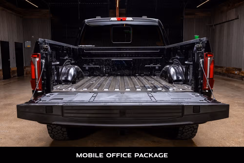 2024 Ford F-150 Platinum SuperCrew Image 8