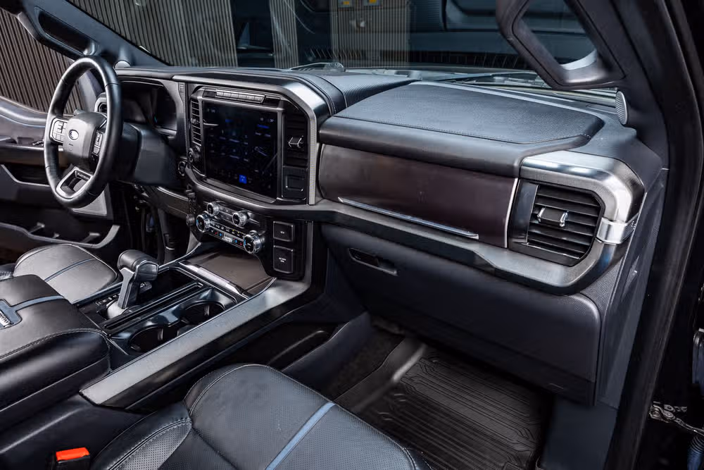 2024 Ford F-150 Platinum SuperCrew Image 17