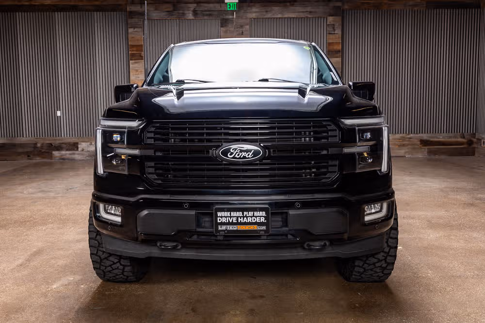 2024 Ford F-150 Platinum SuperCrew Image 2
