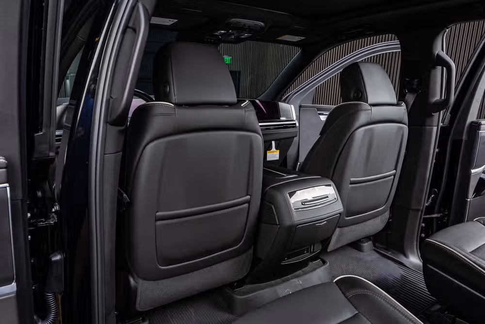2026 Cadillac Escalade ESV Sport Image 32