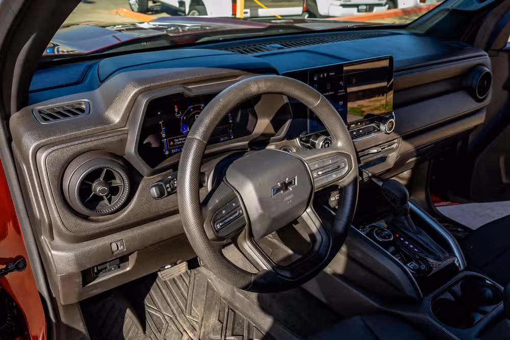 2023 Chevrolet Colorado Trail Boss Crew Cab Image 15