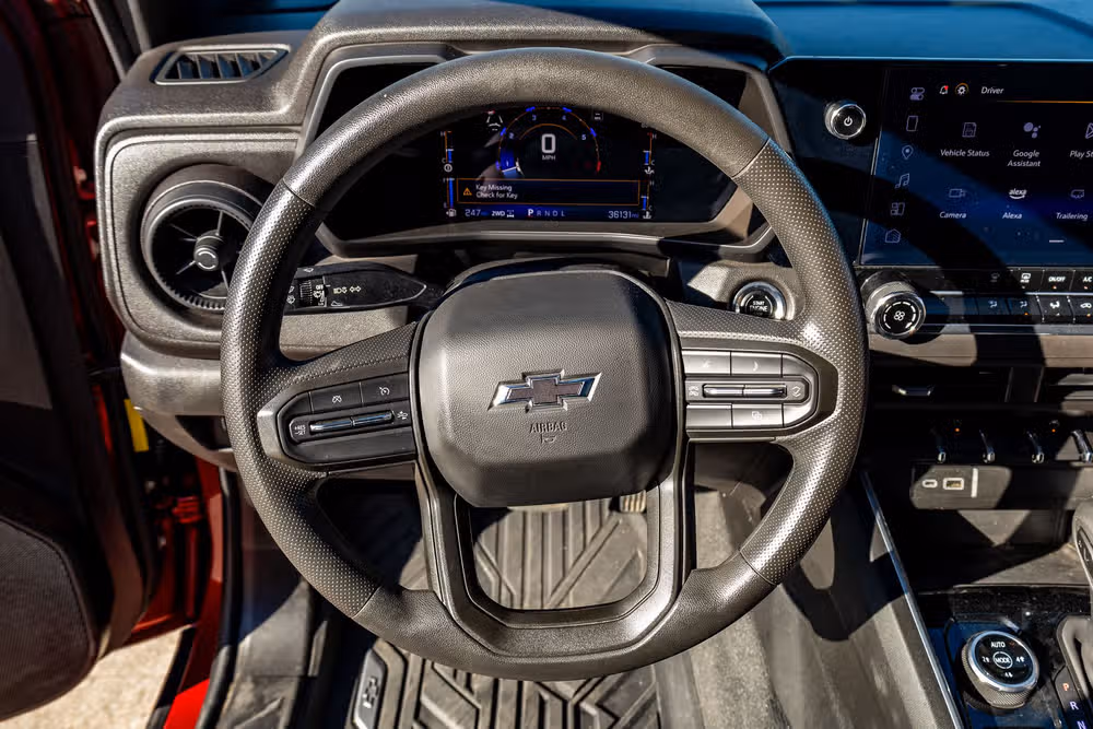 2023 Chevrolet Colorado Trail Boss Crew Cab Image 17