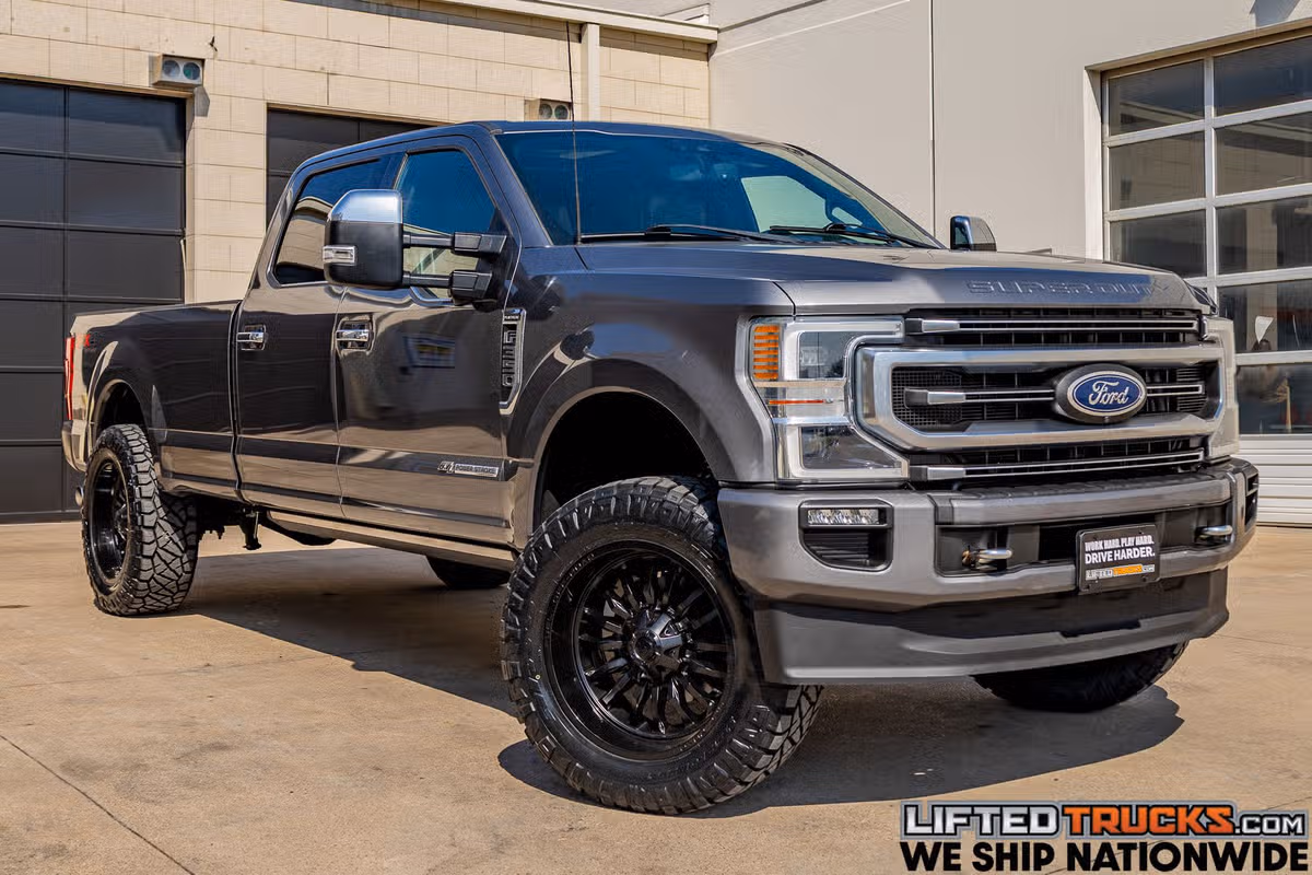 2022 Ford F-350 Super Duty Platinum Crew Cab
