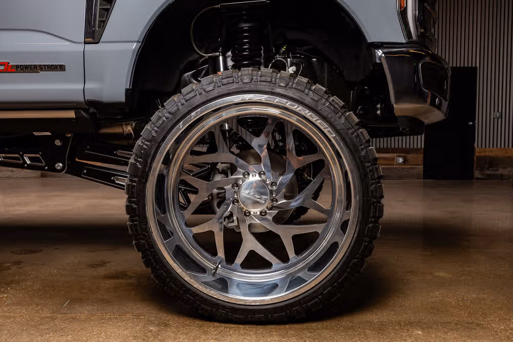2026 Ford F-350 Super Duty King Ranch Crew Cab Image 12