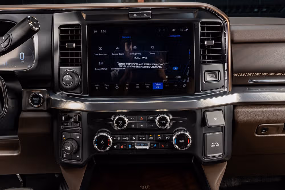 2026 Ford F-350 Super Duty King Ranch Crew Cab Image 25