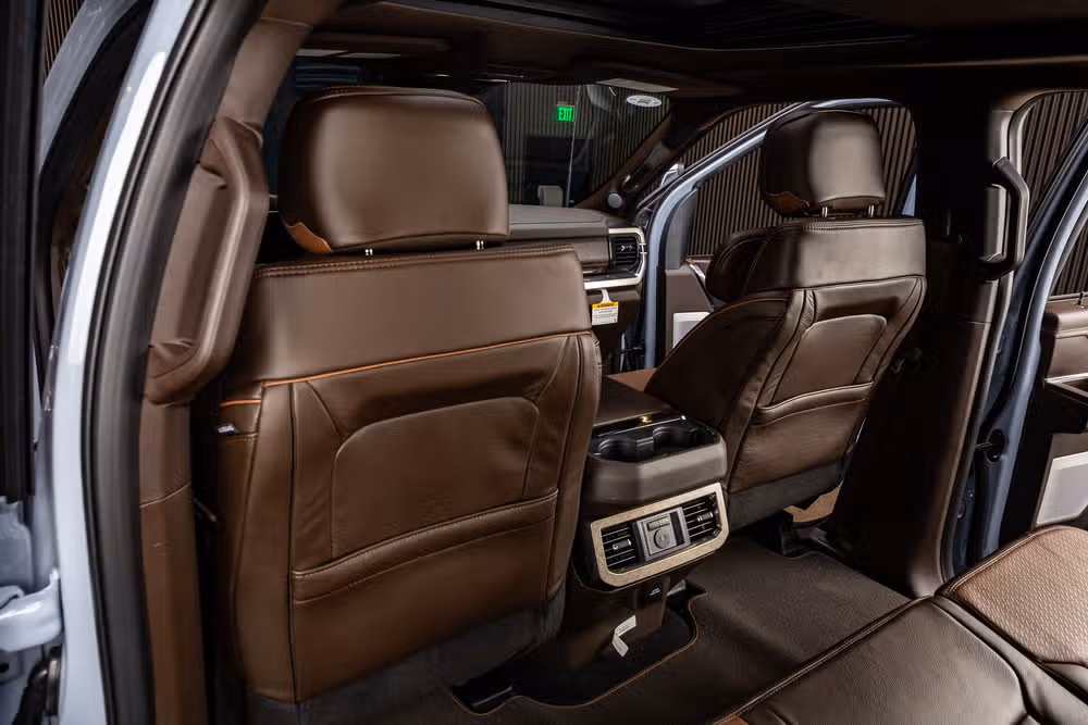 2026 Ford F-350 Super Duty King Ranch Crew Cab Image 35