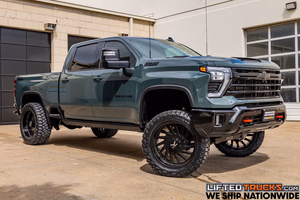 2025 Chevrolet Silverado 2500HD LTZ Crew Cab Image 1