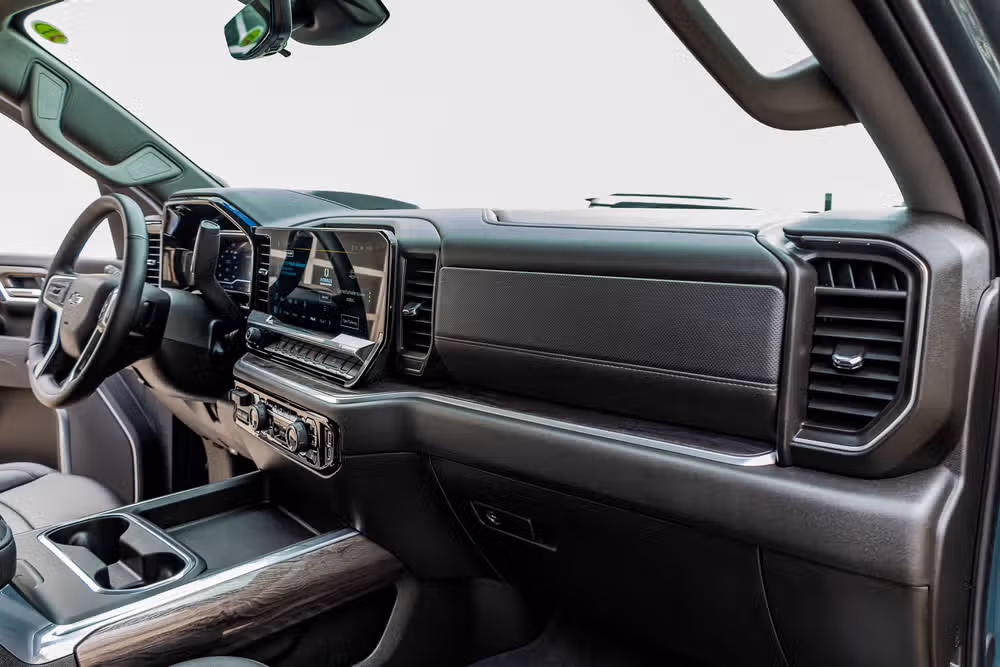2025 Chevrolet Silverado 2500HD LTZ Crew Cab Image 18