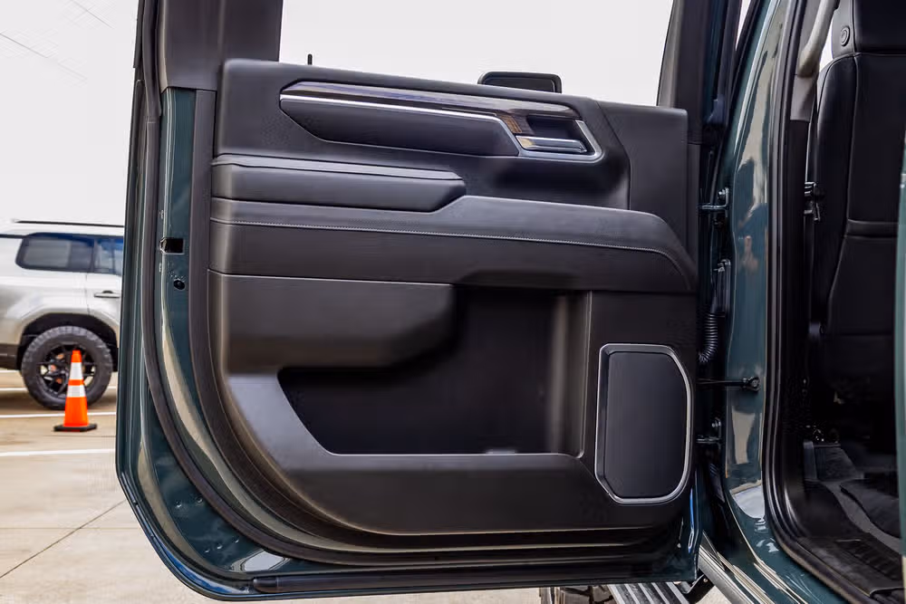 2025 Chevrolet Silverado 2500HD LTZ Crew Cab Image 36