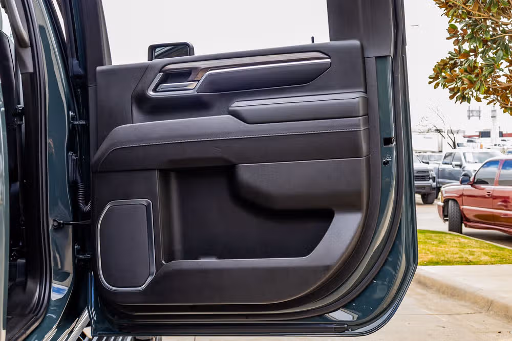 2025 Chevrolet Silverado 2500HD LTZ Crew Cab Image 37
