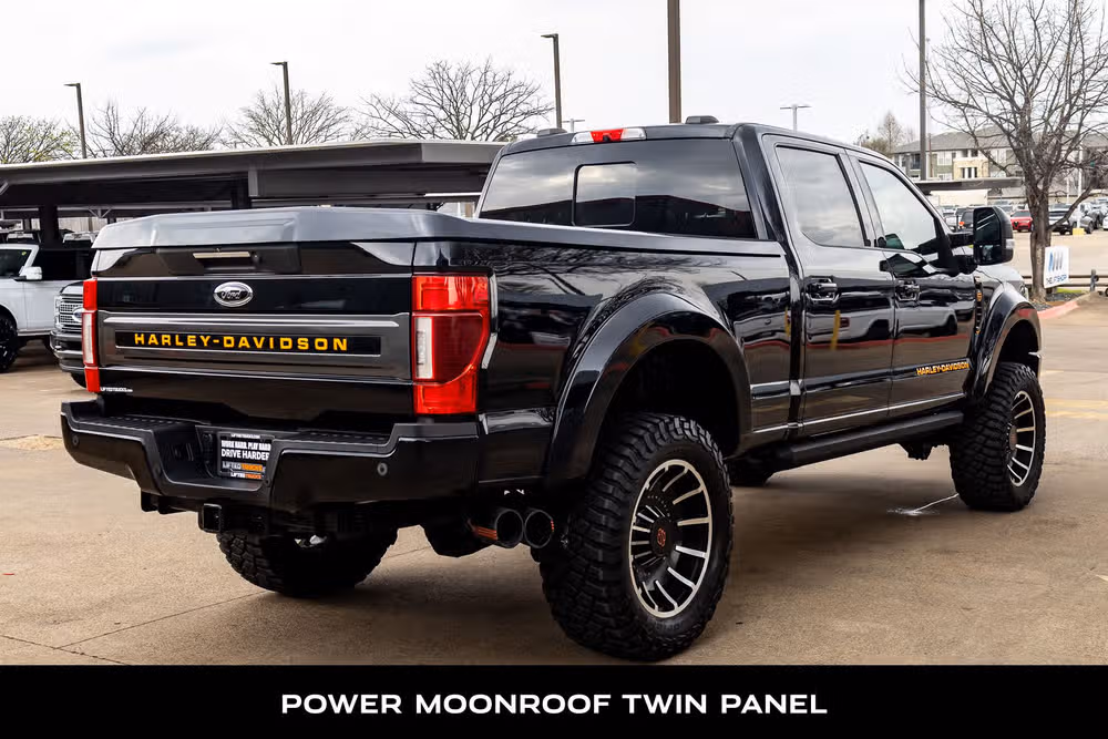 2021 Ford F-250 Super Duty Lariat Harley-Davidson Crew Cab Image 9