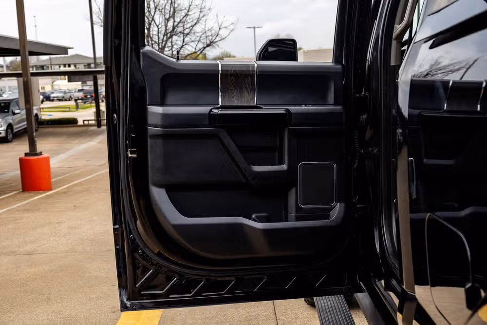 2021 Ford F-250 Super Duty Lariat Harley-Davidson Crew Cab Image 37