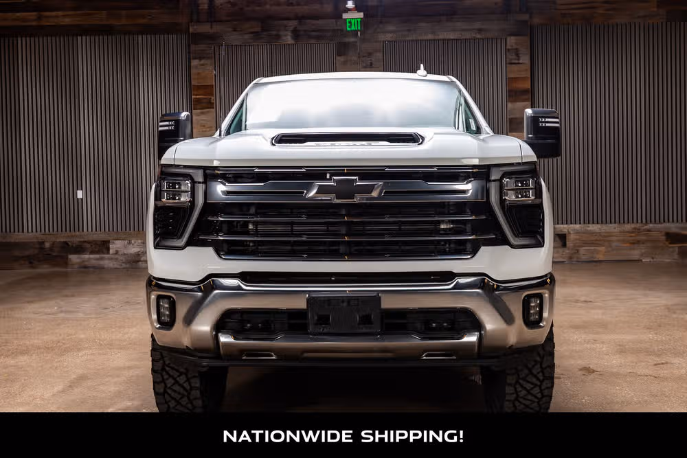 2024 Chevrolet Silverado 2500HD LTZ Crew Cab Image 4