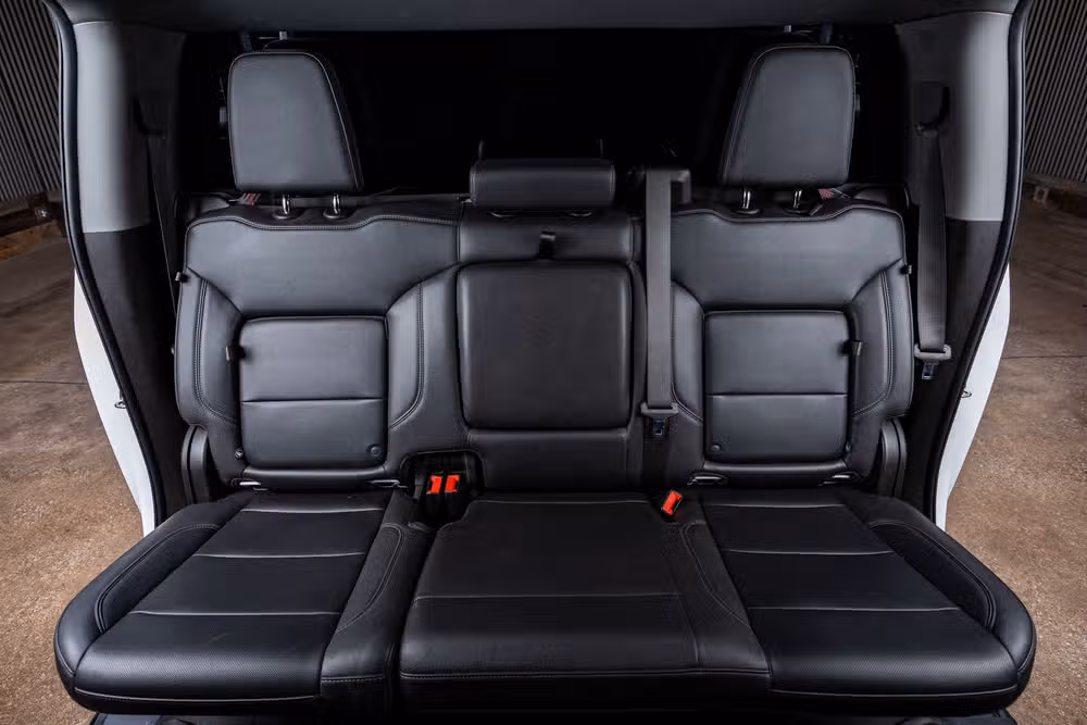 2024 Chevrolet Silverado 2500HD LTZ Crew Cab Image 32