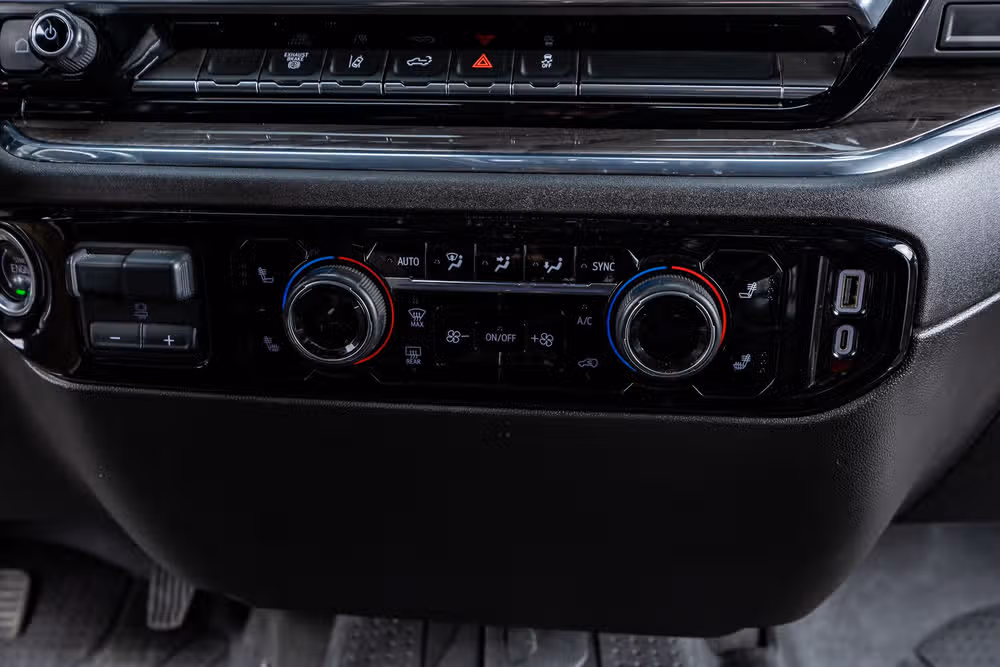 2024 Chevrolet Silverado 2500HD LTZ Crew Cab Image 26
