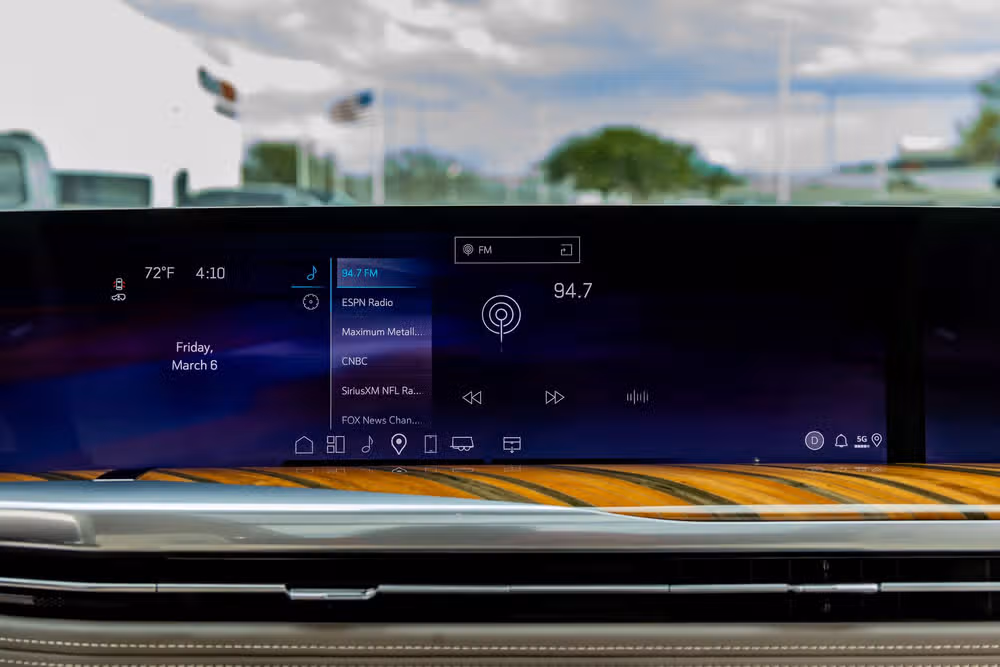 2025 Cadillac Escalade Sport Platinum Image 24