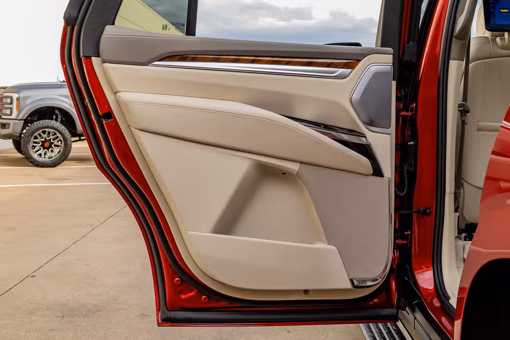 2025 Cadillac Escalade Sport Platinum Image 40