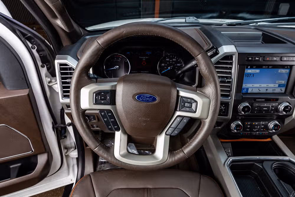 2017 Ford F-250 Super Duty King Ranch Crew Cab Image 18