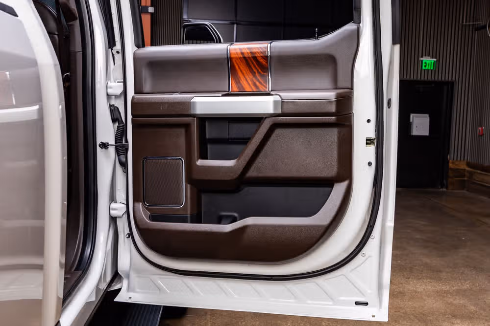 2017 Ford F-250 Super Duty King Ranch Crew Cab Image 38