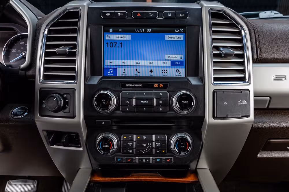 2017 Ford F-250 Super Duty King Ranch Crew Cab Image 23