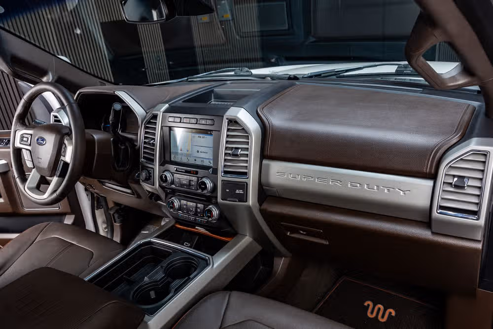 2017 Ford F-250 Super Duty King Ranch Crew Cab Image 17