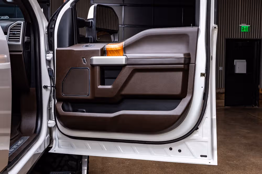 2017 Ford F-250 Super Duty King Ranch Crew Cab Image 36