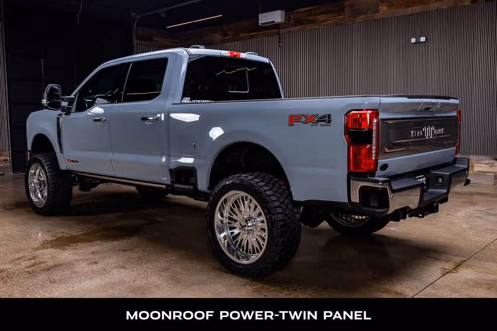 2026 Ford F-250 Super Duty King Ranch Crew Cab Image 7