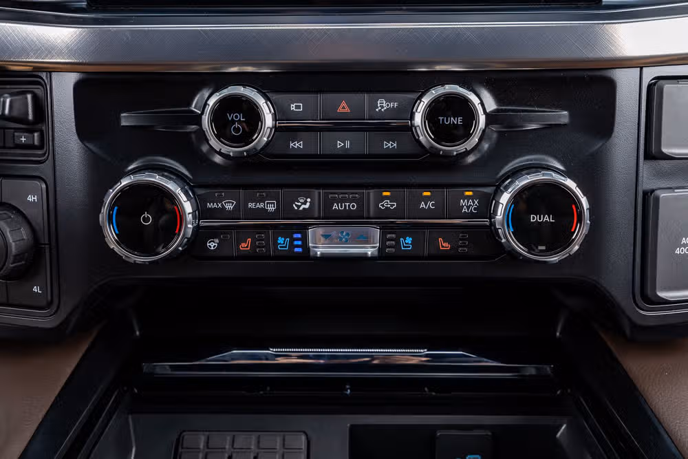 2026 Ford F-250 Super Duty King Ranch Crew Cab Image 26