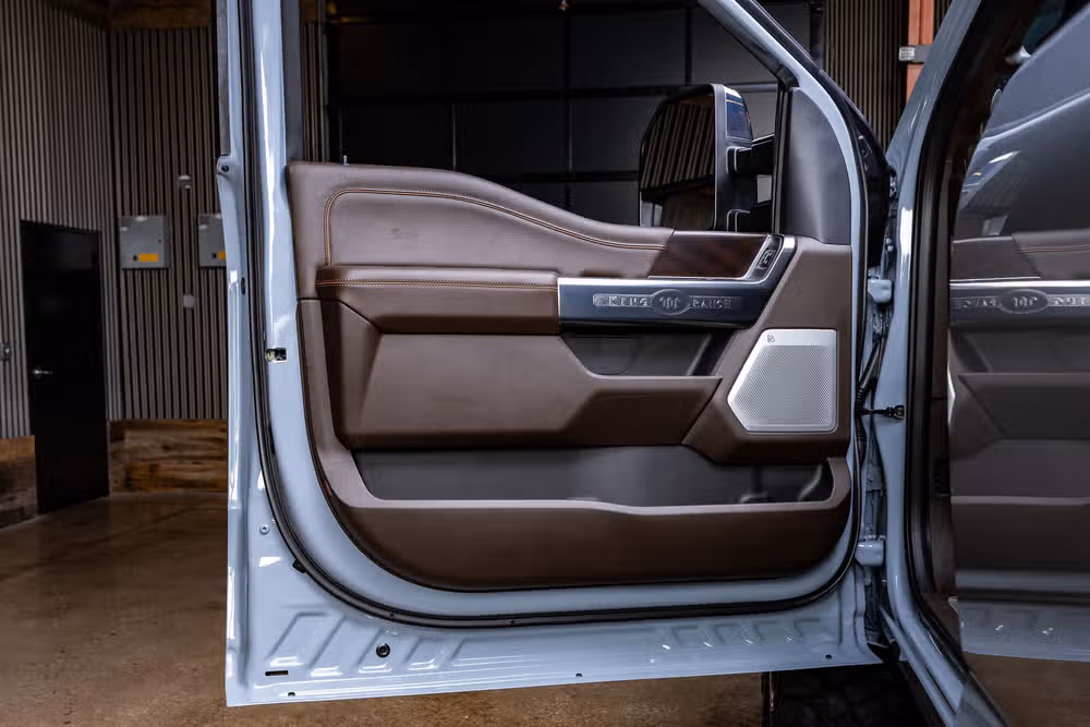 2026 Ford F-250 Super Duty King Ranch Crew Cab Image 33