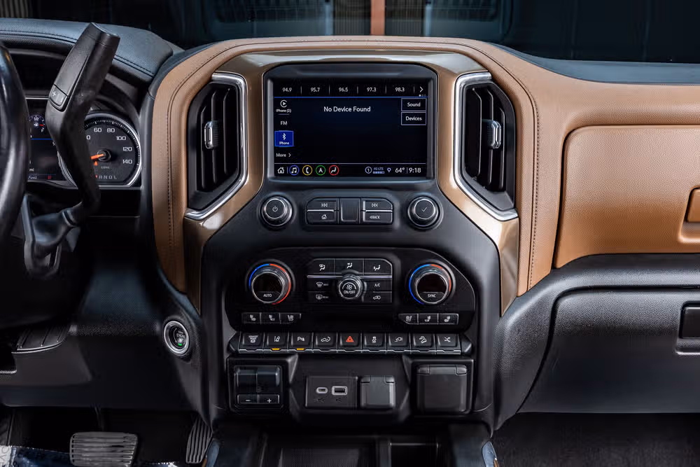 2021 Chevrolet Silverado 2500HD High Country Crew Cab Image 24