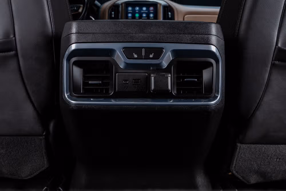 2021 Chevrolet Silverado 2500HD High Country Crew Cab Image 33