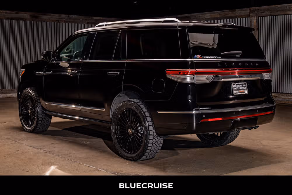 2024 Lincoln Navigator Black Label Image 7