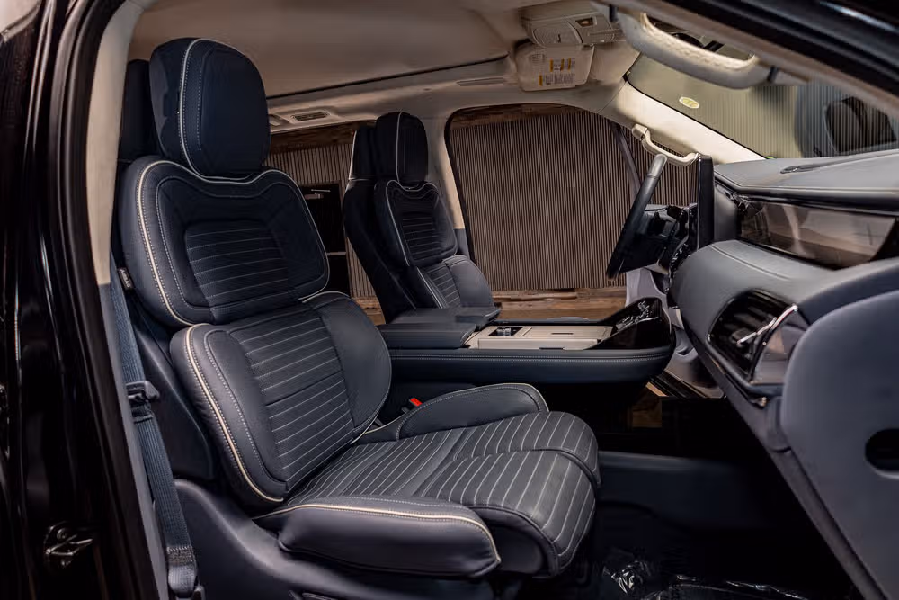 2024 Lincoln Navigator Black Label Image 28
