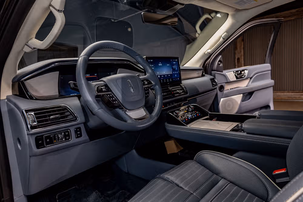 2024 Lincoln Navigator Black Label Image 13