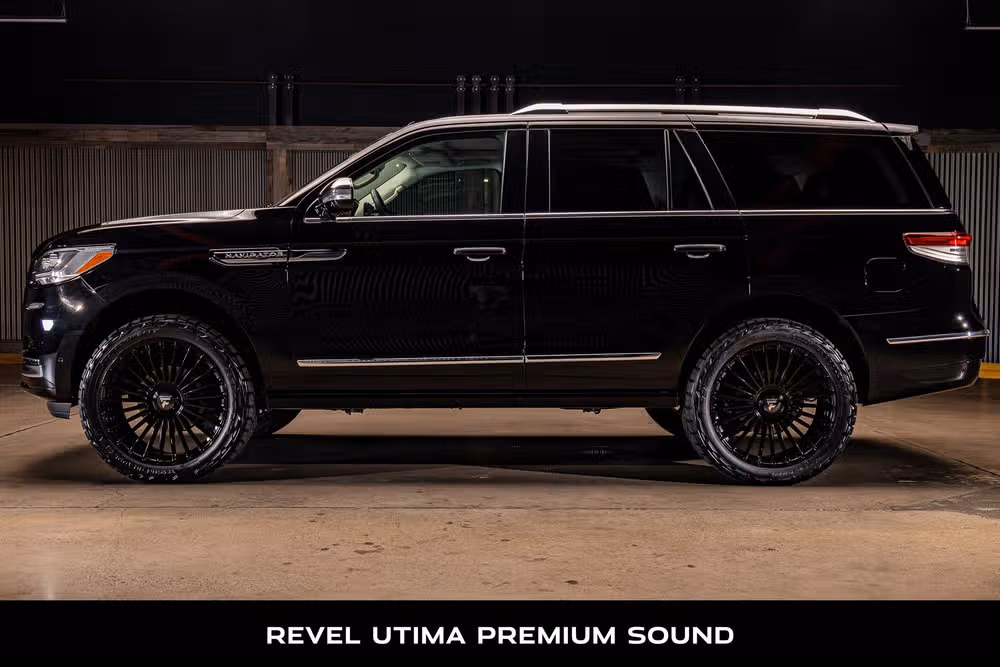 2024 Lincoln Navigator Black Label Image 6