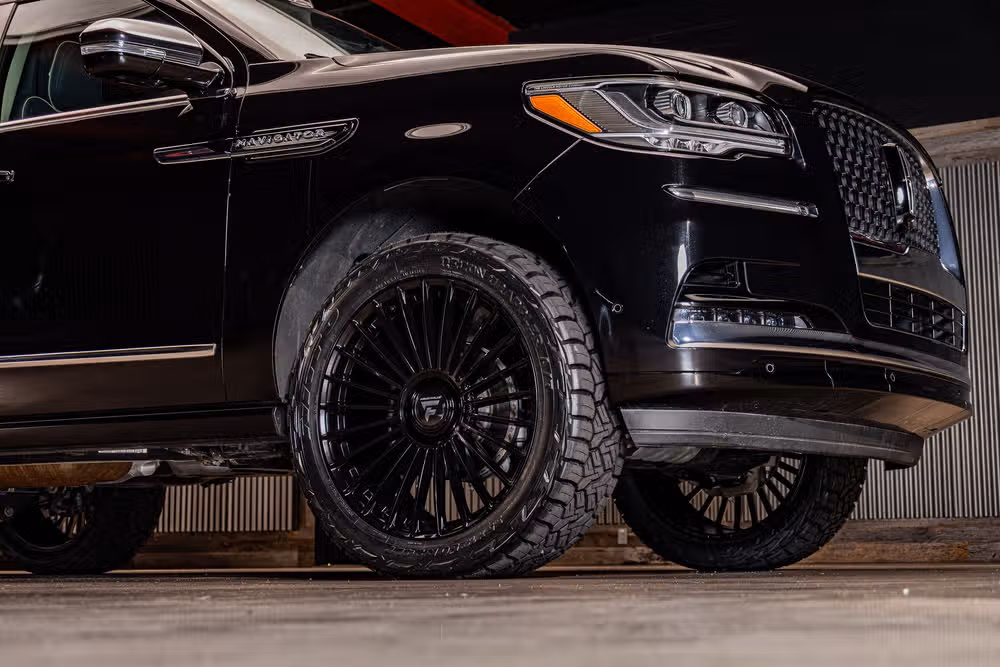 2024 Lincoln Navigator Black Label Image 12