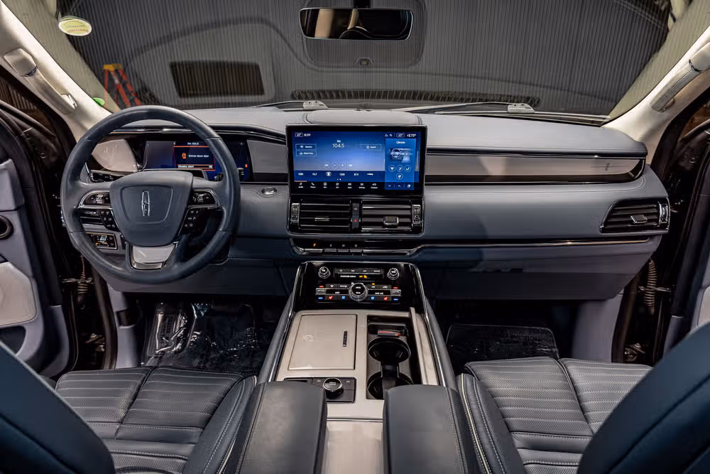 2024 Lincoln Navigator Black Label Image 14