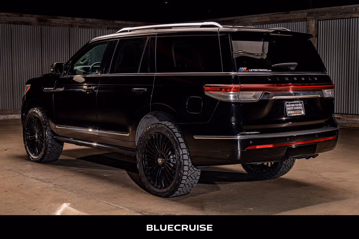 2024 Lincoln Navigator Black Label